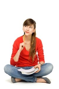 What should you consider when choosing a pharmacy technician program?