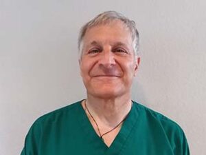 Surgical Technology Clinical Coordinator Explains His Career as a Surgical Technologist