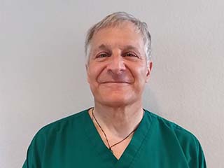 Surgical Technology Clinical Coordinator Explains His Career as a Surgical Technologist