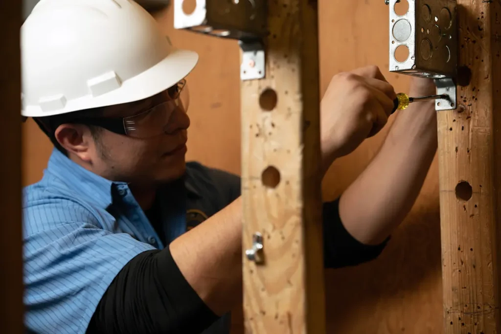 Electrical Technology Guide Featured