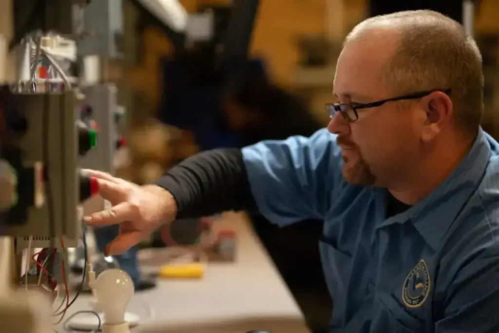Electrician Trades School